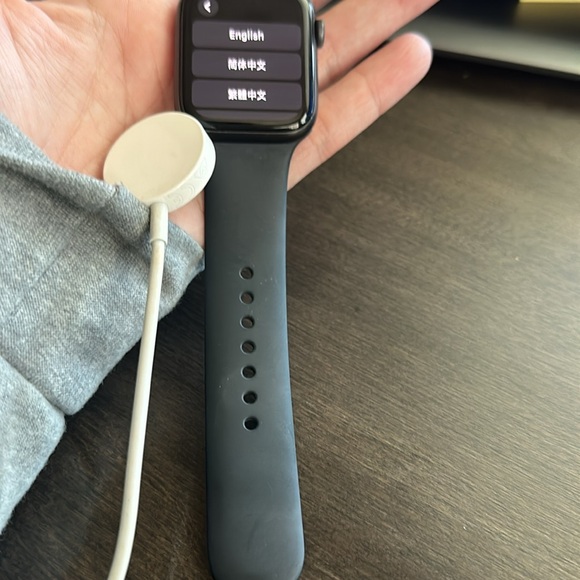 Apple Watch Model Unlocked  #A2354 with Apple Charger - Picture 6 of 10